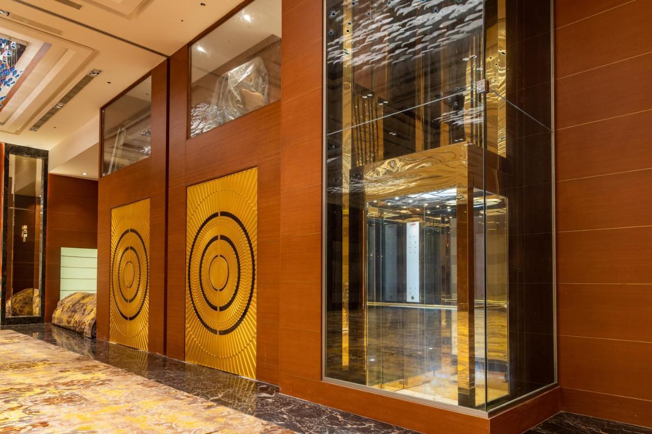 Kay-Em Spectra Hotel Ченнаї Екстер'єр фото